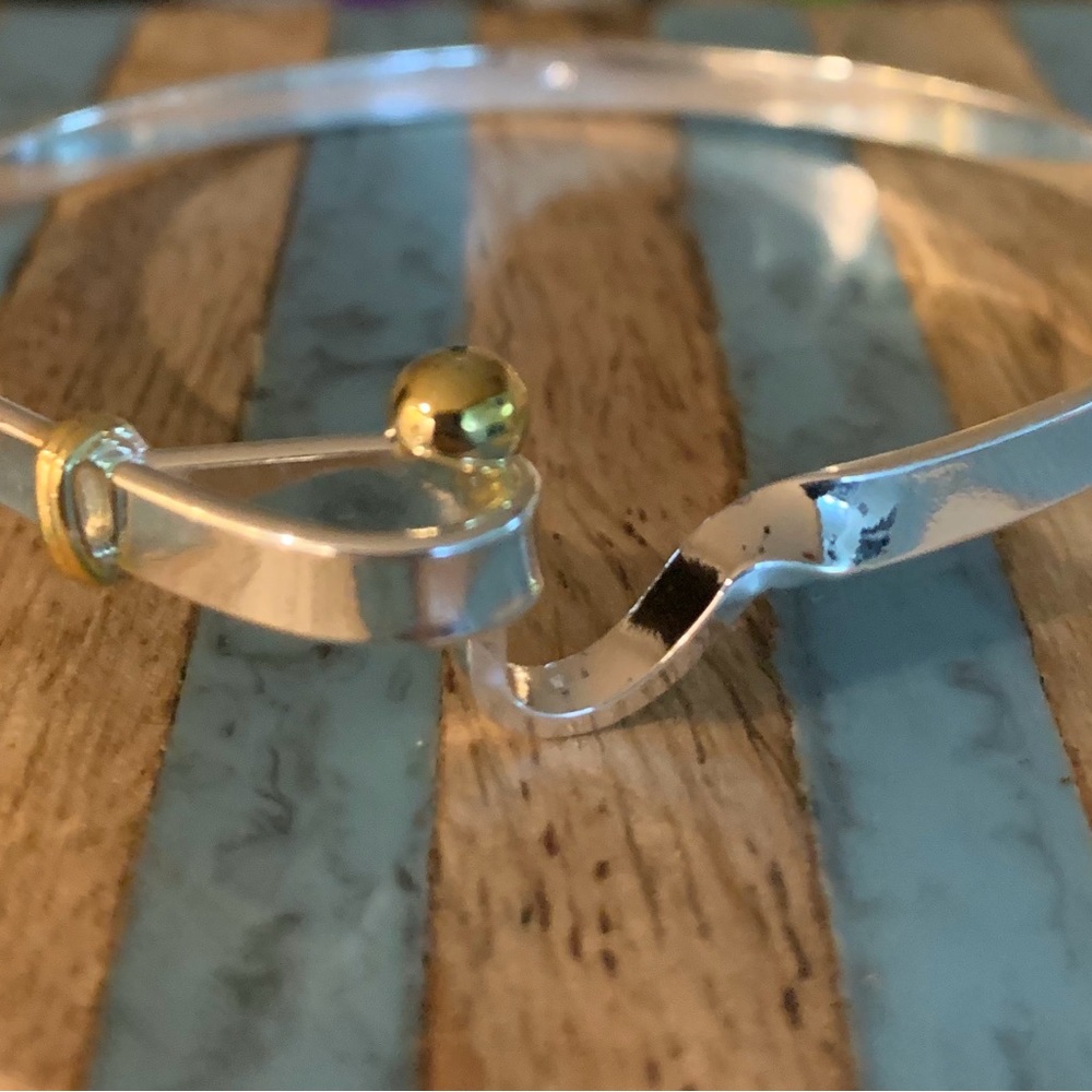 Hook bracelet